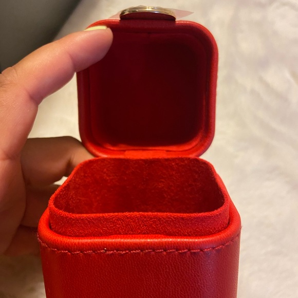 New Giorgio Armani Beauty red vanity case - Picture 3 of 5